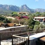 Kemerli Boutique קיירניה
