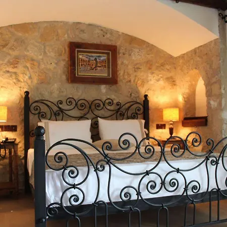 Kemerli Boutique Kyrenia (Northern Cyprus)